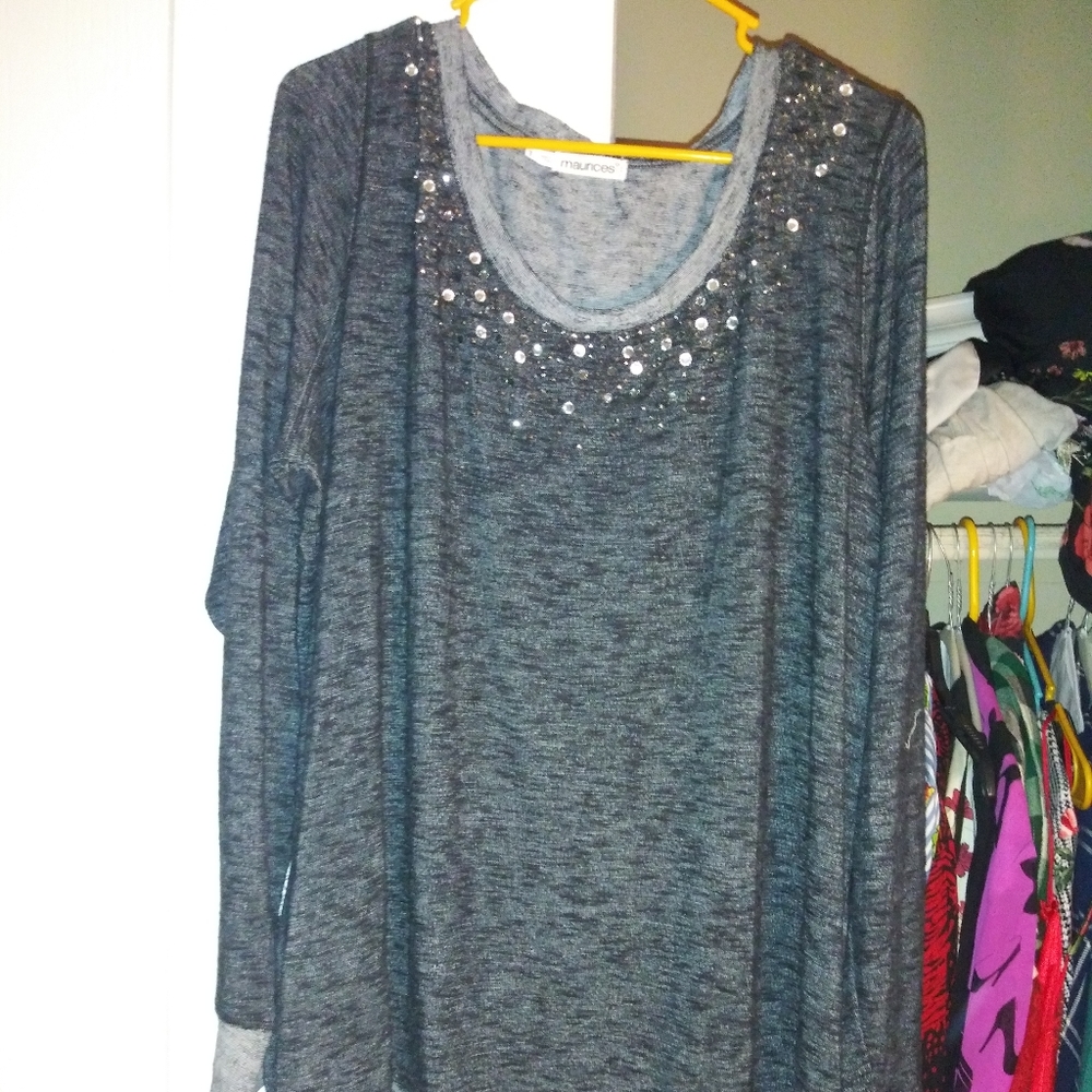 Maurices top
